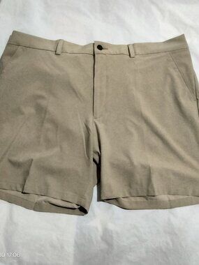 Reaction Kenneth Cole Hybrid Short Men 42 Beige Tan Moisture Wicking Stretch 7 I